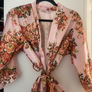 Satin floral robe (3/4 length sleeves, knee length